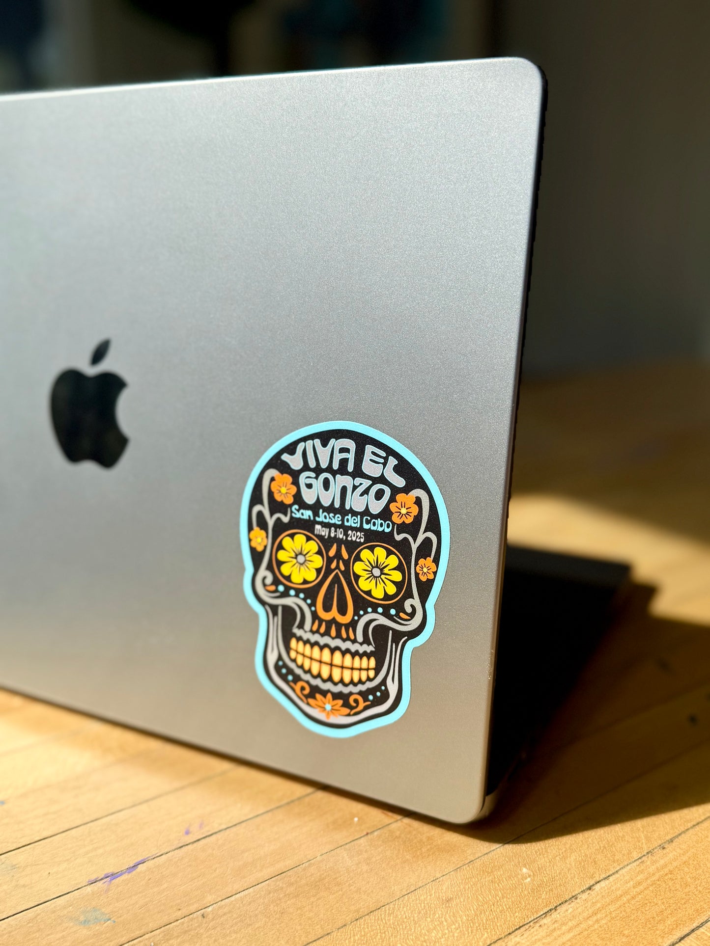 Viva el Gonzo sticker